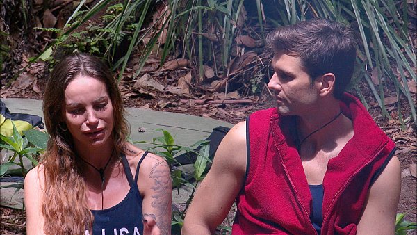 Dass Alexander "Honey" Keen nicht zur Prüfung angetreten ist, schlägt natürlich auch im Camp hohe Wellen. Ausgerechnet Gina-Lisa Lohfink fällt "ihrem" Honey in den Rücken. - © RTL