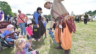 Das Spektakel beginnt: