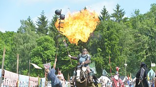 Das Spektakel beginnt: