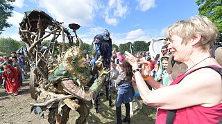 Das Spektakel beginnt: