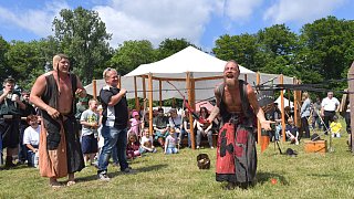 Das Spektakel beginnt: