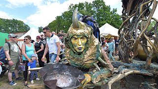 Das Spektakel beginnt: