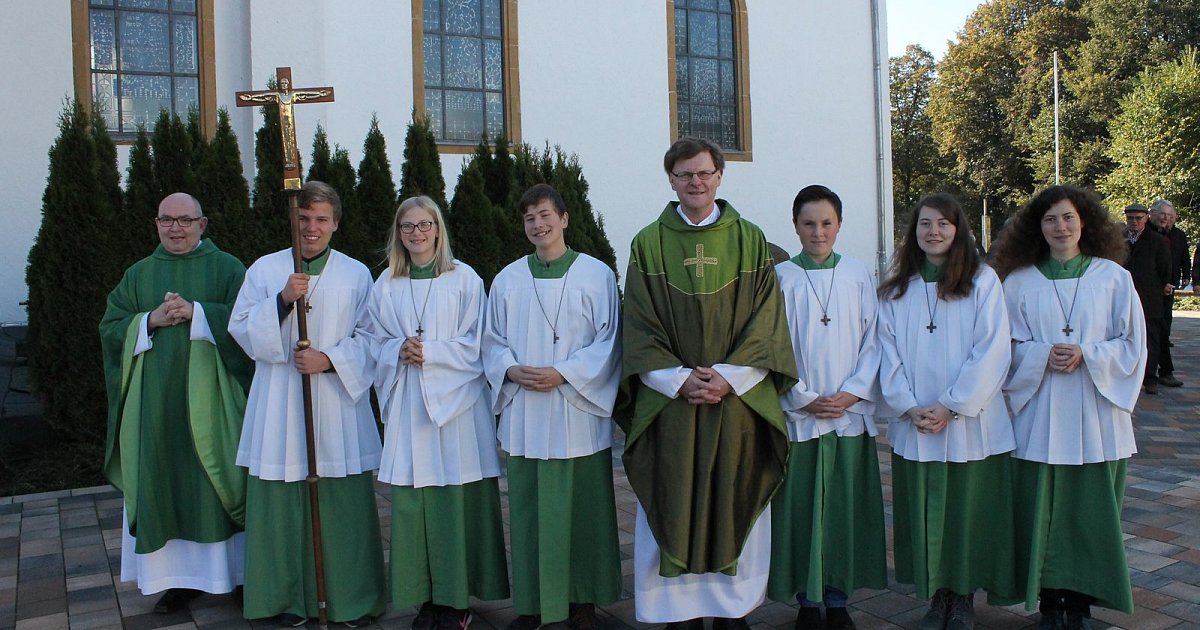Neuer Pastor in Stukenbrock der Gemeinde vorgestellt | nw.de