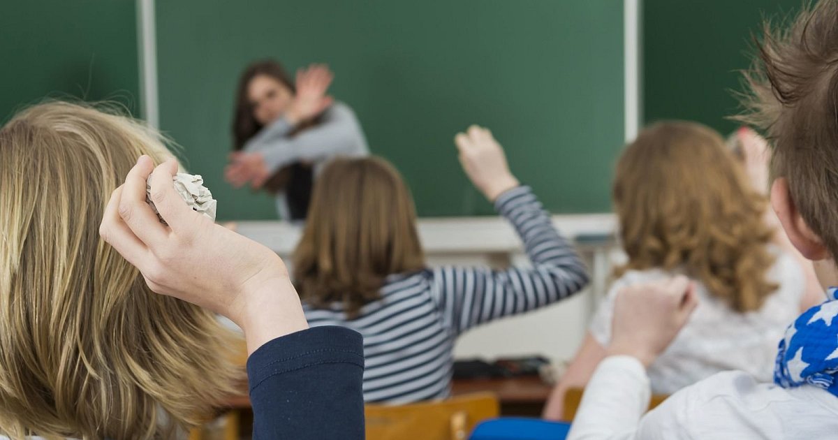 Mobbing: Zwei junge Medienscouts verraten, was Erwachsene tun können - und was nicht | nw.de