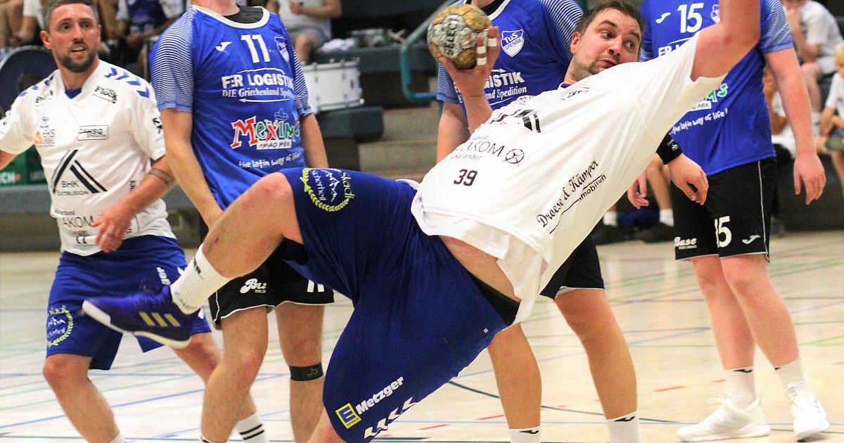 Fan-Walk-und-gro-e-Kulisse-Ein-Handball-Derby-elektrisiert-B-nde