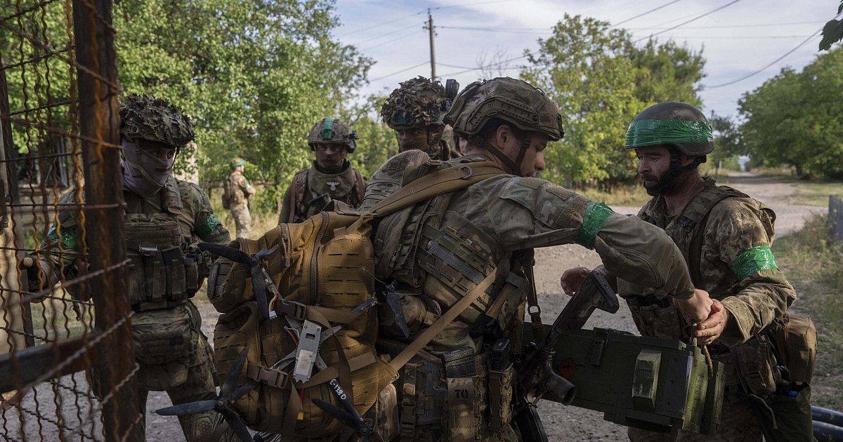 Liveticker-Ukrainisches-Milit-r-erobert-taktisch-wichtigen-Ort-von-Russland-zur-ck
