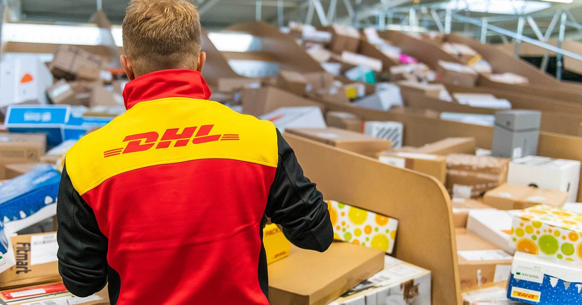 So-kommen-Weihnachtsgeschenke-und-Weihnachtskarten-p-nktlich-per-Post