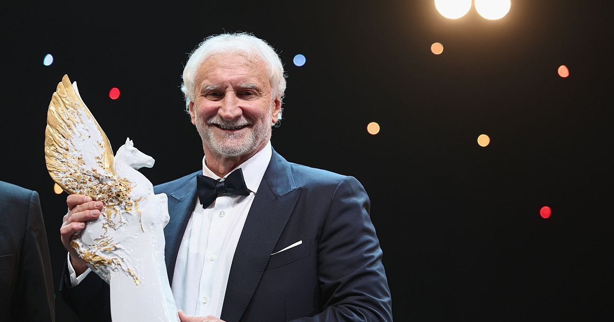 -laquo-Immer-Rudi-geblieben-raquo-V-ller-wird-zur-laquo-Legende-des-Sports-raquo-