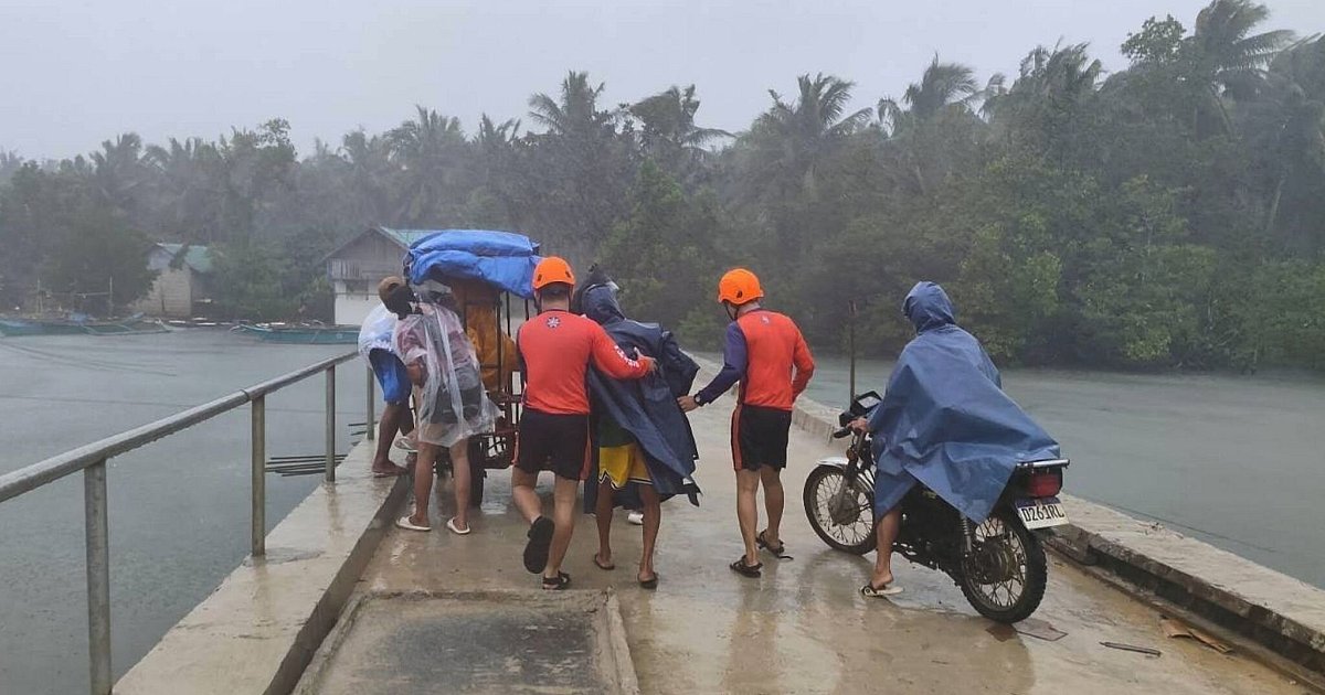 N-chster-Taifun-auf-Philippinen-Hunderttausende-evakuiert
