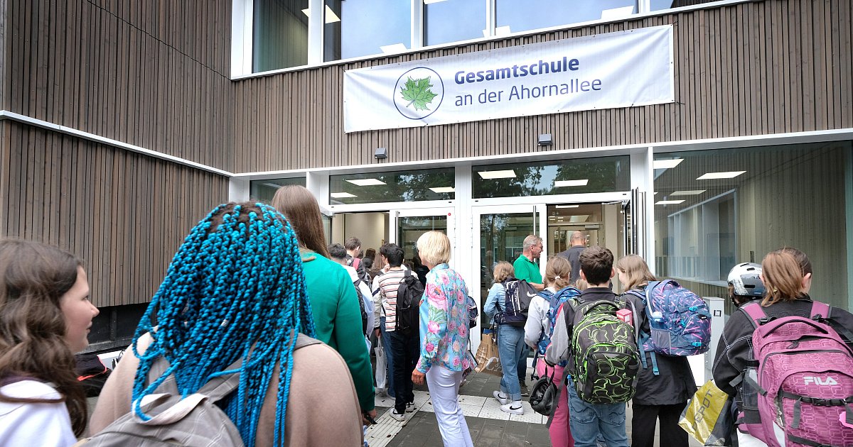 Lehrer-revolutionieren-Schulfach-mit-neuartiger-Idee-bald-auch-in-G-tersloh-