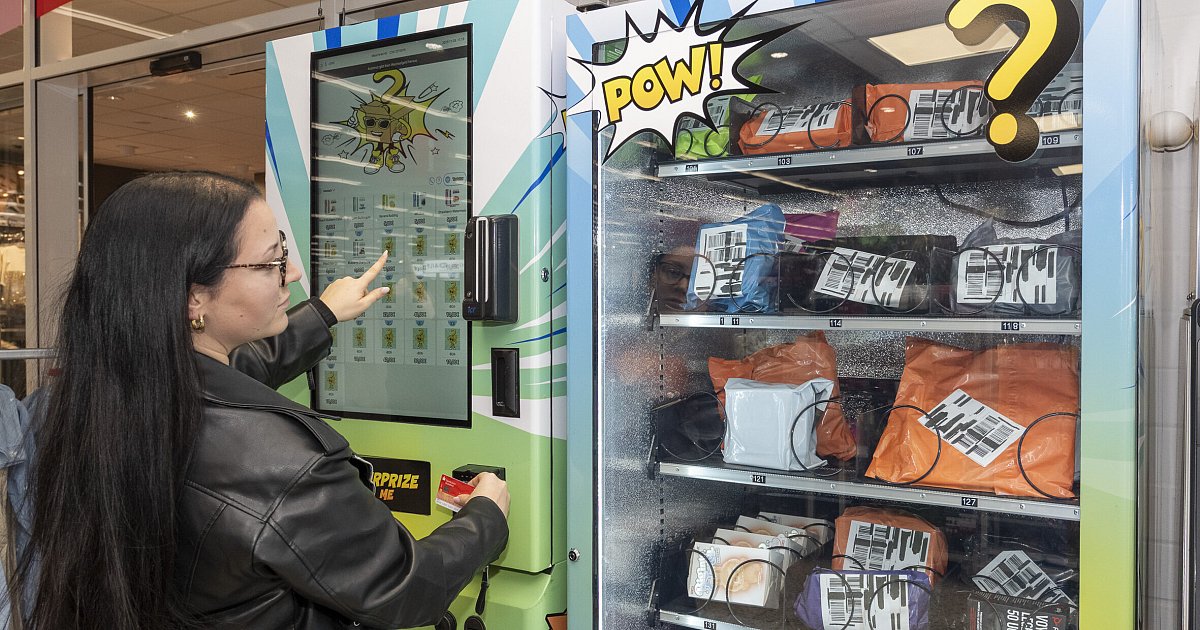 Im-Test-So-funktionieren-die-Automaten-mit-den-berraschungspaketen-in-Bielefeld