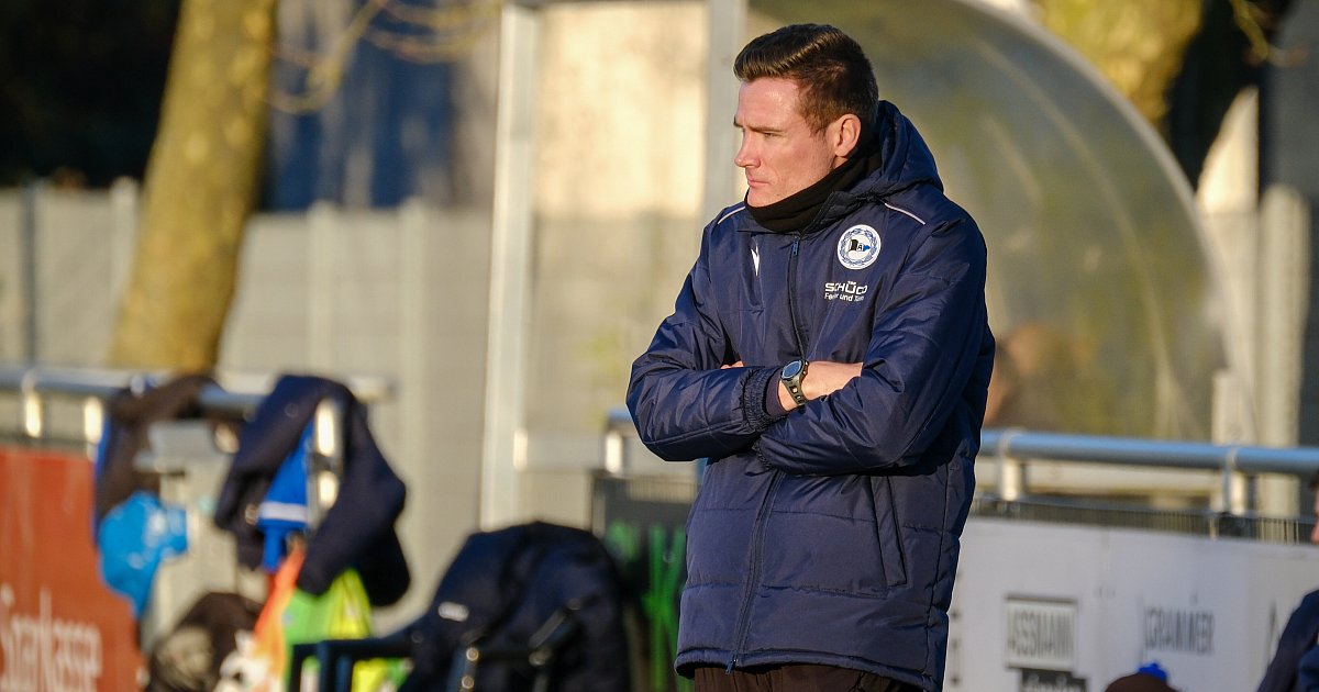 Arminia-Bielefelds-B-Juniorinnen-drehen-das-Spiel-beim-VfL-Bochum