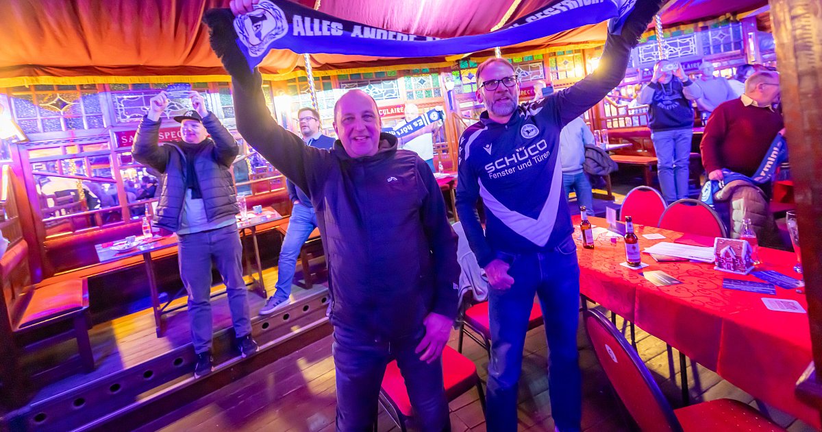 Eindr-cke-vom-Almgefl-ster-im-Spiegelzelt