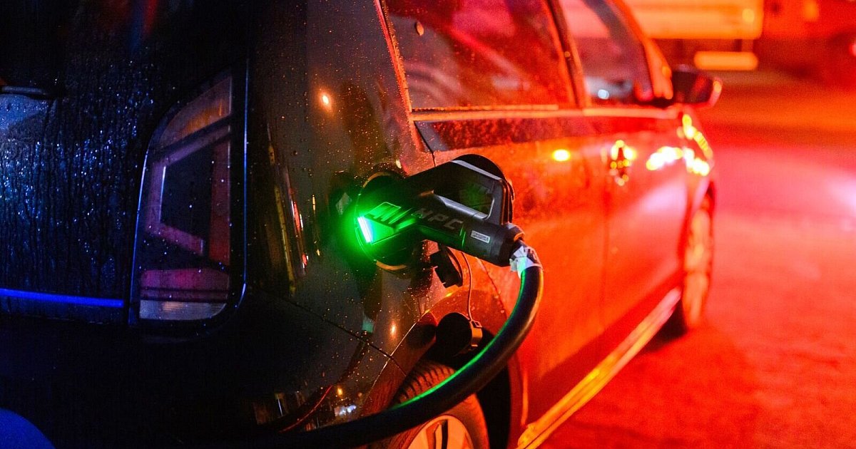 HUK-Coburg-Elektroauto-Tief-berwunden