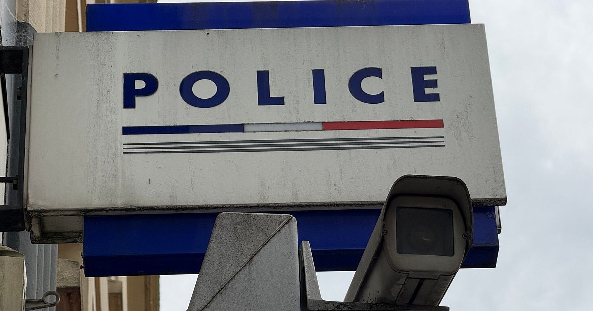 Stalker-versteckt-sich-unter-Bett-der-Ex-Frau