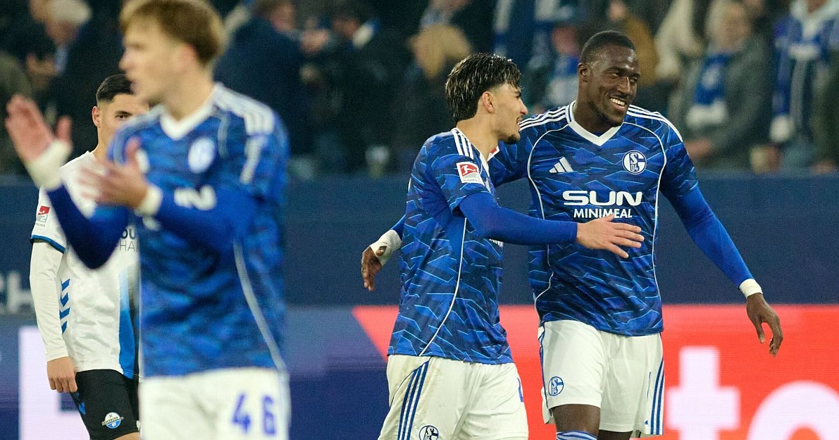 Spitzenreiter-ganz-bescheiden-Schalke-und-die-laquo-Demut-raquo-