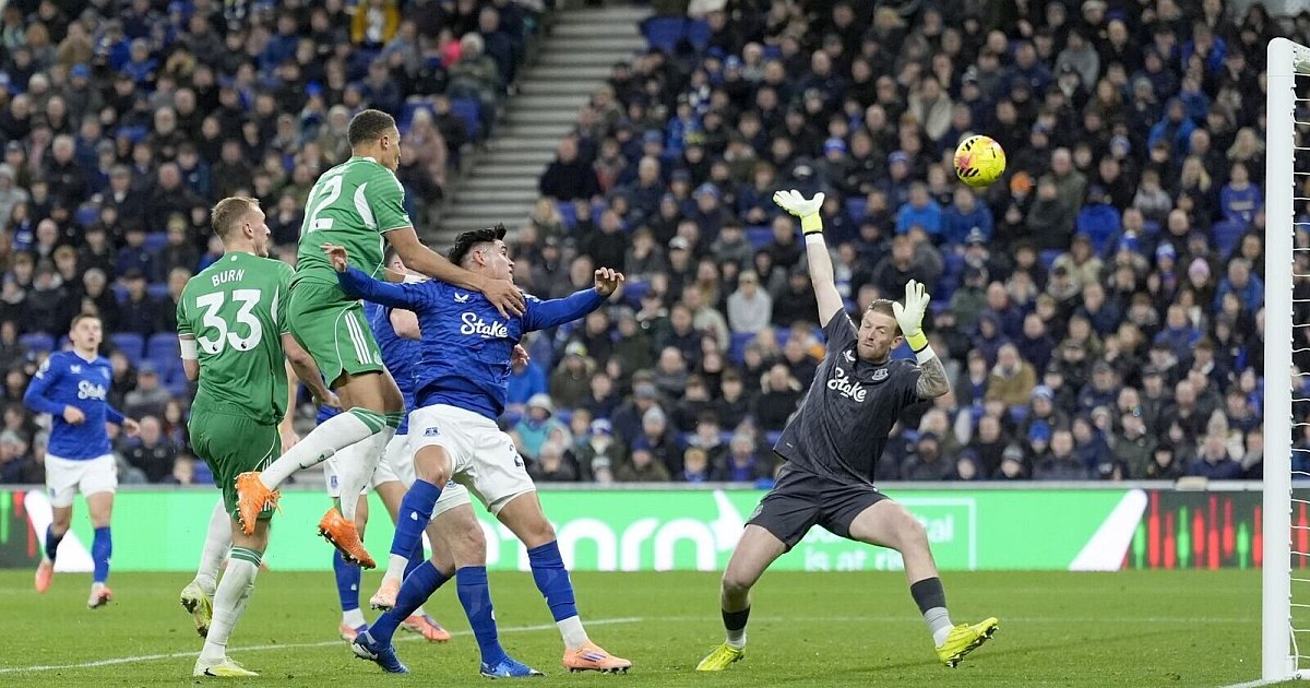 Newcastle-siegt-dank-Thiaw-Tore-und-Woltemade-Lupfer