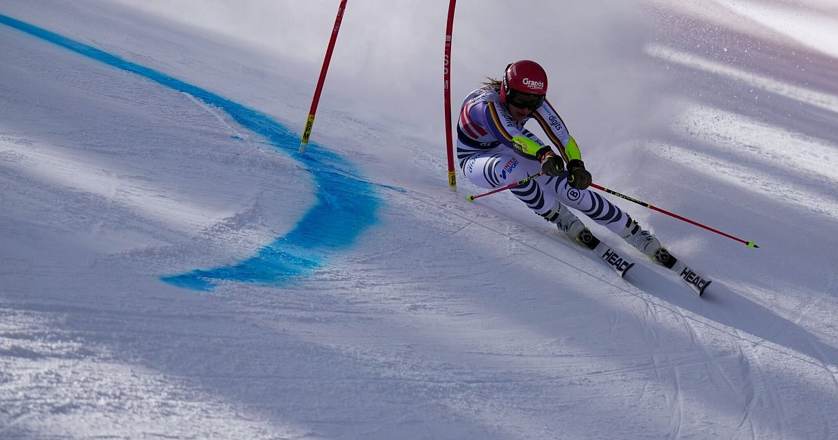 Lena-D-rr-berrascht-mit-Platz-sechs-im-Riesenslalom