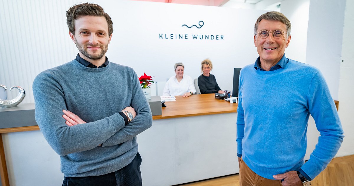 Neue-Praxis-in-Bielefeld-Vater-und-Sohn-ebnen-Wege-zum-Wunschkind