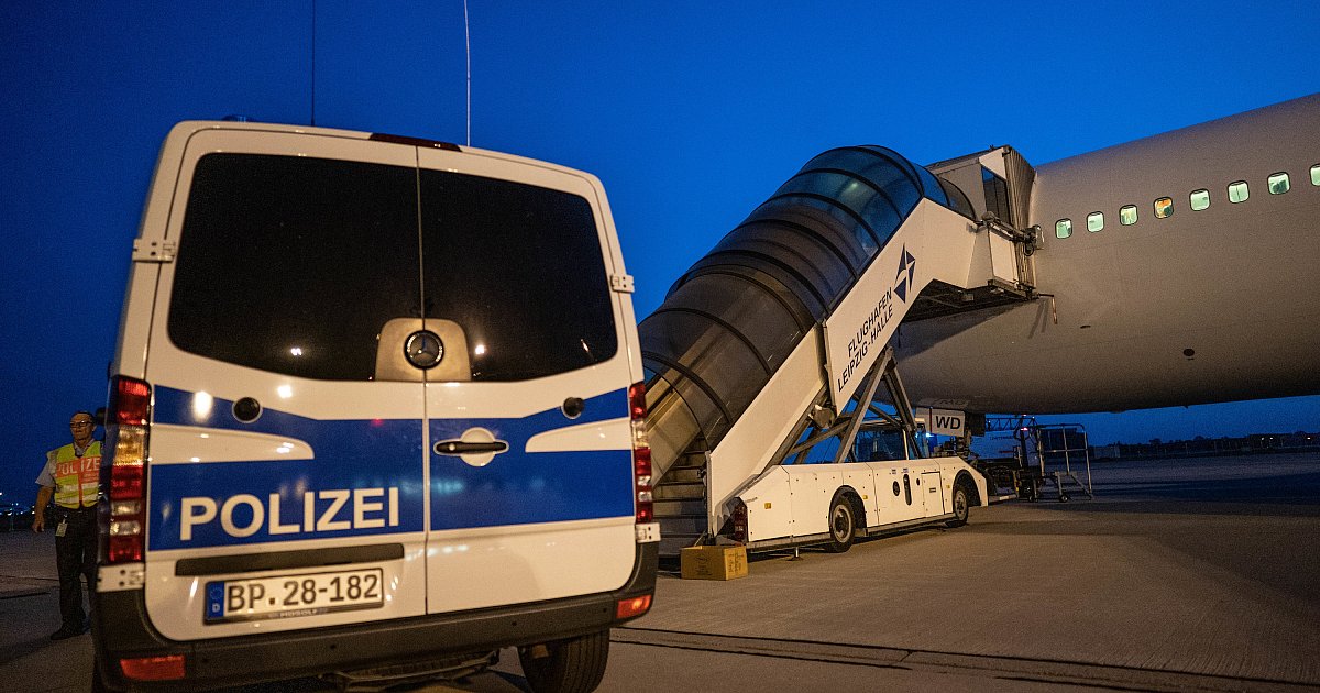 Politik-will-st-rker-abschieben-doch-in-OWL-scheitern-Hunderte-Versuche