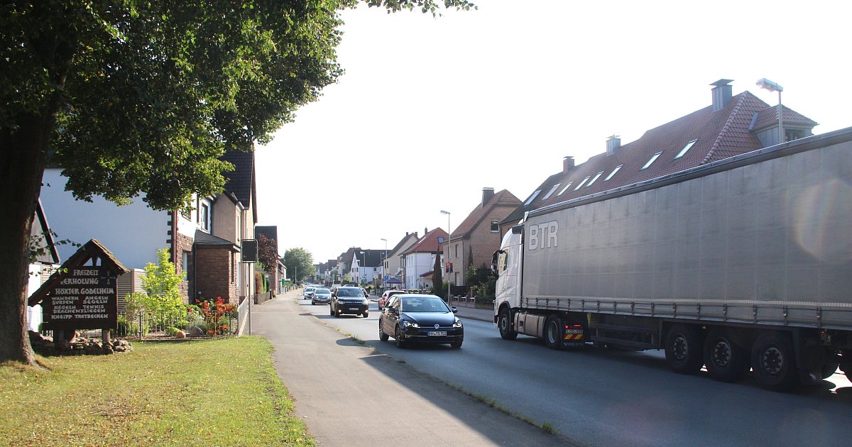 -berraschende-Baufreigabe-f-r-den-B64-L-ckenschluss-im-Kreis-H-xter