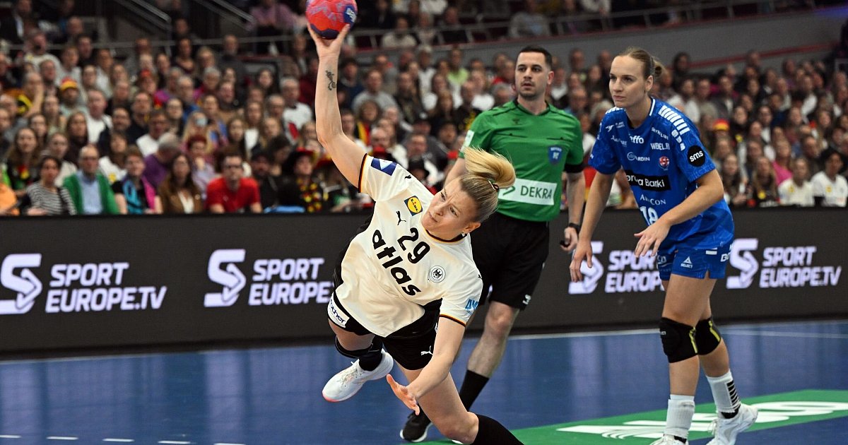 Viertelfinale-in-Sicht-DHB-Frauen-feiern-n-chste-WM-Party