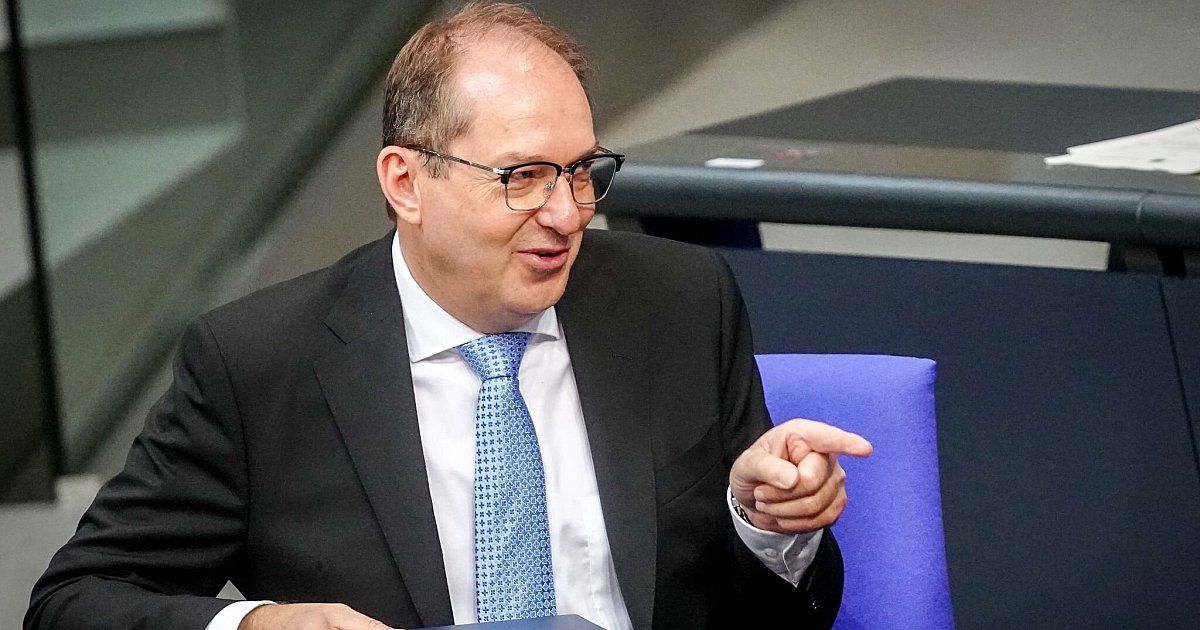 Zehn-Jahre-Einb-rgerungssperre-bei-falschen-Angaben