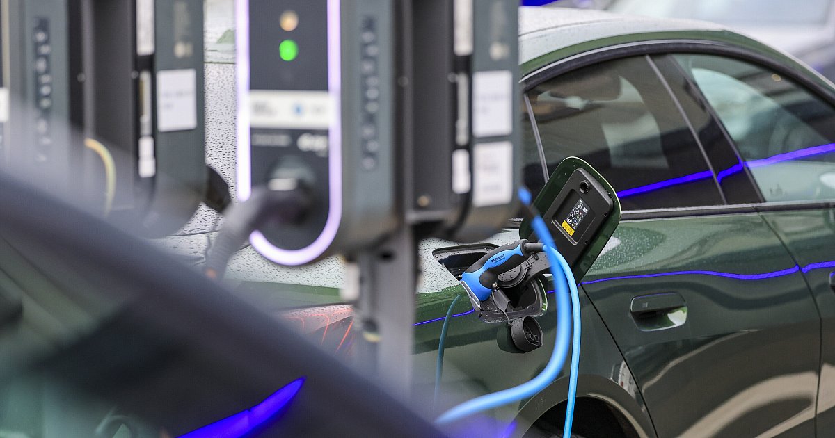 Warum-ffentliche-Lades-ulen-f-r-E-Autos-in-OWL-so-ungleich-verteilt-sind