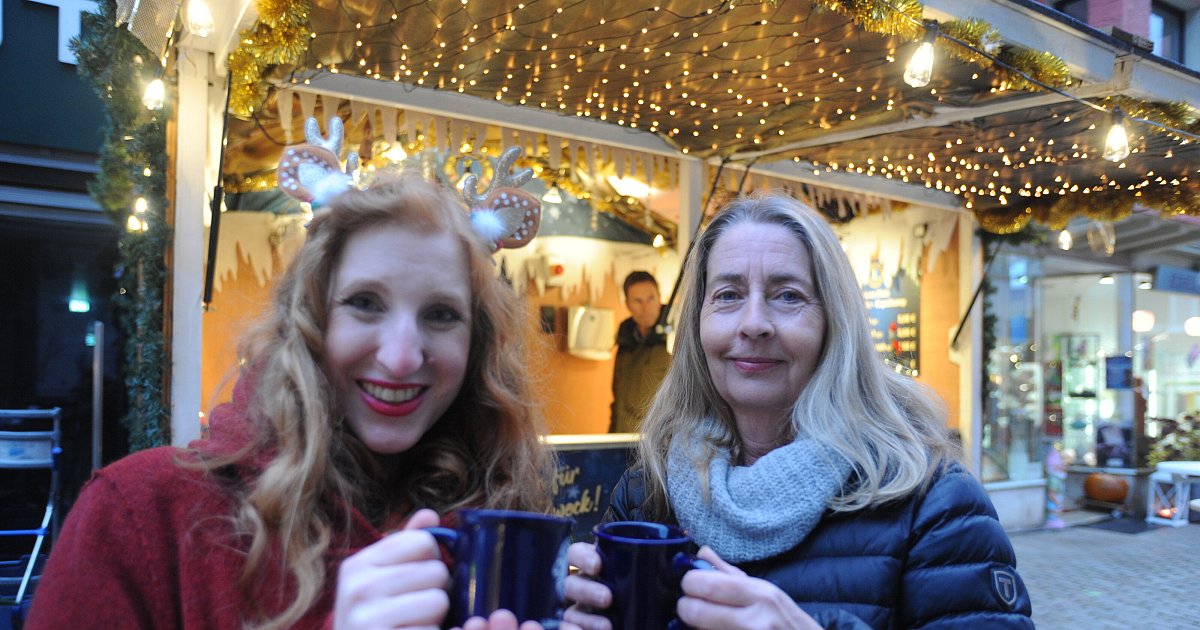 Hei-er-Wichtel-und-Waffeln-Das-sind-Highlights-auf-dem-L-bbecker-Weihnachtsmarkt-2025