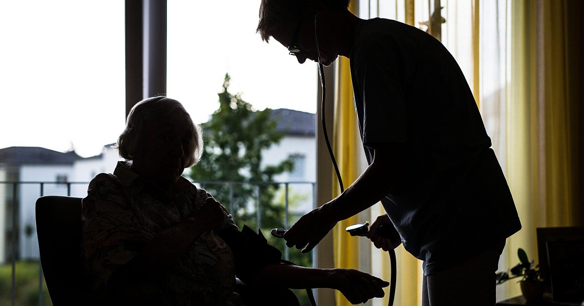 Welche-K-rzungen-kommen-auf-Pflegebed-rftige-zu-