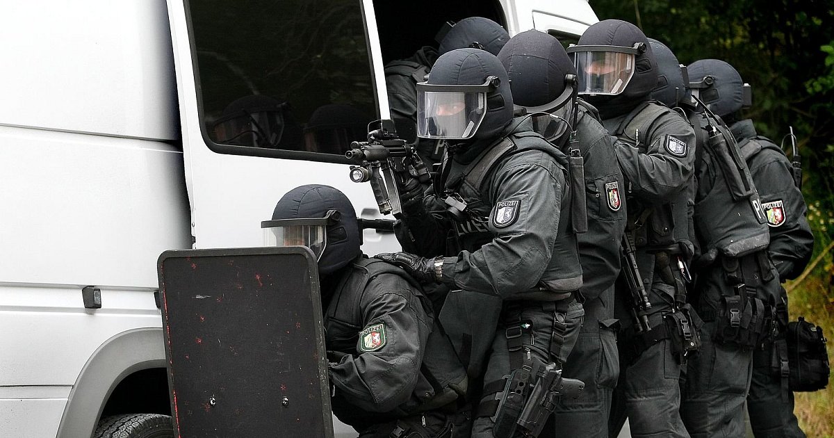 SEKEinsatz in Büren nw.de