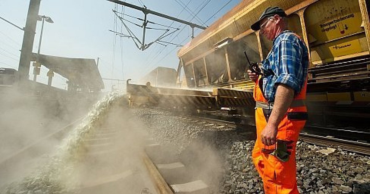 Die Arbeit der Gleis-Spezialisten | nw.de