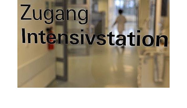 Paderborn:

Vierter Patient

als Keim-Träger isoliert - © PADERBORN