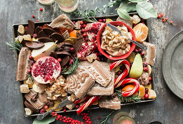 Mit vielen Leckereien im selbst befüllten Adventskalender können Sie allen Naschkatzen zeigen, wie gut Sie sie kennen. - © Symbolbild/Unsplash