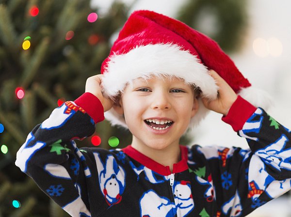Hunderte Weihnachtswünsche im Kreis Gütersloh möchten dieses Jahr wieder erfüllt werden. - © picture alliance / Bildagentur-online