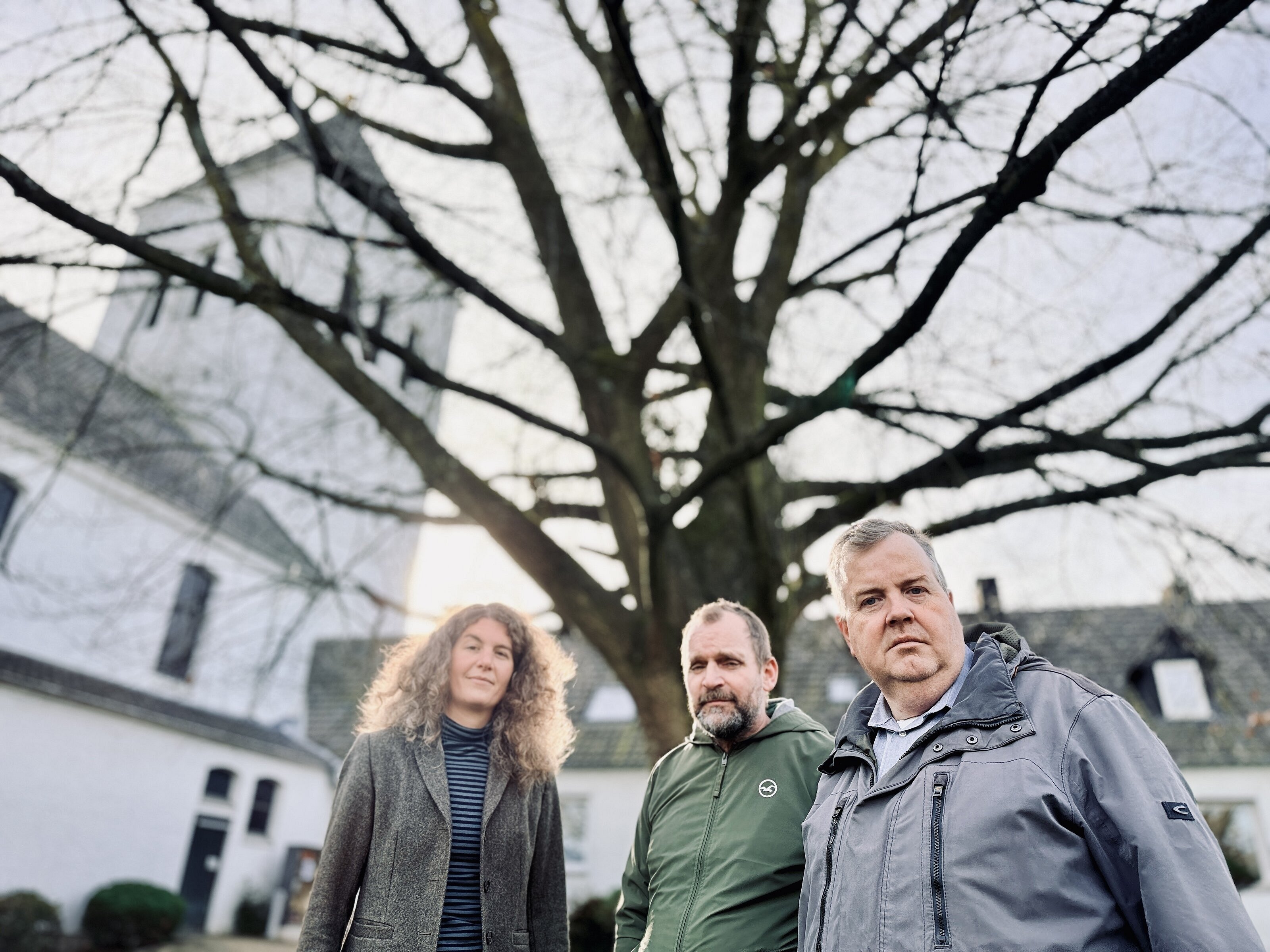 Grünes Wahrzeichen in Bielefeld vor Fällung: Morsche Roteiche gefährdet Kirchgänger