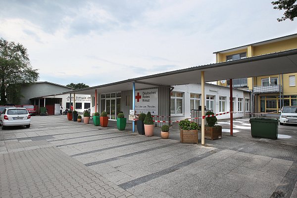 Heute: Das Mehrgenerationenhaus Ottelau, betrieben vom Deutschen Roten Kreuz. - © Frank-Michael Kiel-Steinkamp