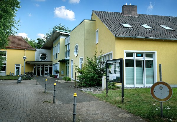 Das Gemeindehaus wird im März zum Second-Hand-Basar. - © Andreas Frücht