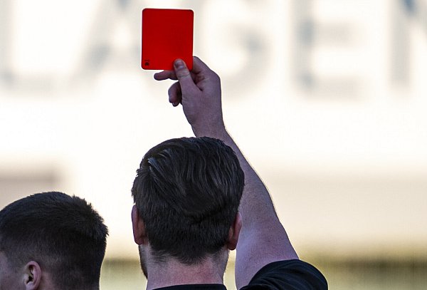 Der Hoffenheimer Arian Llugiqi flog mit Gelb-Rot vom Platz. - © Themenfoto/David Inderlied