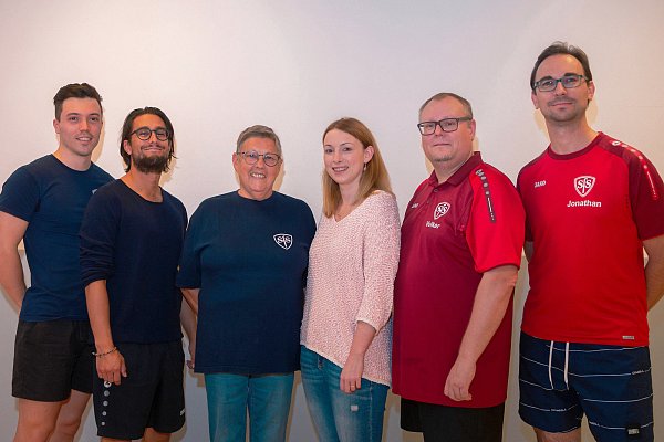 Der Vorstand der SFS- Schimmer: Lukas Gehring, Jan-Philipp Schubert, Angelika Brandes, Danielle van Rijt-Nelskamp, Volker Vogelsang und Jonathan Hoffmann (v. l.). - © Peter Unger