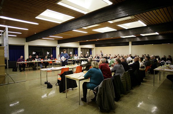 Reichlich Platz vorhanden: In der Mensa der Pestalozzi-Schule fand im Januar eine Sitzung zur Zukunft der Förderschule statt. - © Tyler Larkin
