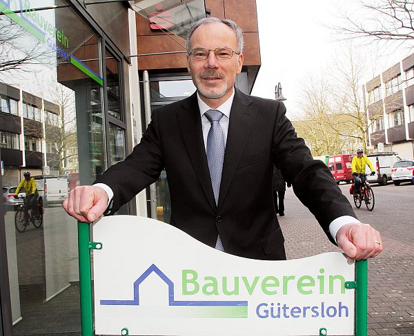 Kann zufrieden sein: Wolfgang Schmelz. - © bauverein
