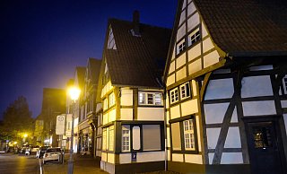 Licht an oder Licht aus? Am Freitag, 22. November, ist die Nachtabschaltung in Gütersloh wieder Thema im Rat. - Andreas Frücht