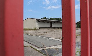 Auf dem Areal an der Heinrich-Heineke-Straße soll der Cobus-Campus entstehen. Die Lagerhalle soll zu Kita und Eventbereich umgebaut werden. - Marion Pokorra-Brockschmidt