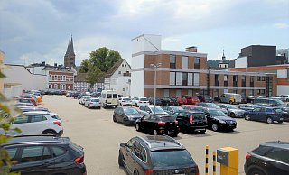 Blick auf die Fläche: 30 zusätzliche Parkplätze mit Komfortgröße sind bei Klingemann entstanden. - Privat