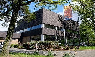 Das Lübbecker Hallenbad soll insgesamt attraktiver werden, so der Wunsch. - Archivfoto: Heike von Schulz