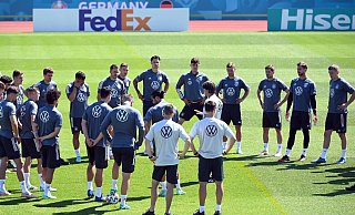 Zwei Tage vor dem Spiel gegen Portugal konnte das DFB-Team nicht in voller Mannstärke trainieren. - Foto: Federico Gambarini/dpa