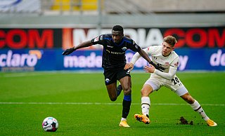 Linksverteidiger Jamilu Collins (l.) soll nach seinen Länderspielen am Wochenende wieder für den SCP auflaufen. - Besim Mazhiqi