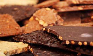 Schokolade wird teurer, weil die Preise für Kakao explodieren. Wie regionale Unternehmen reagieren. - Symbolfoto: Pixabay/PublicDomainPictures