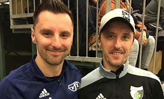 Auch unterm Hallendach (vor Corona) Gegner: Die Zwillingsbrüder Adis (l.) und Alis Hasic. - Heinz-Dieter KLusmeyer